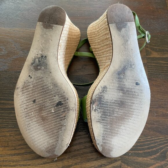 Ann Taylor Green Sunflower Wedge Sandals - Size 6.5 - Picture 10 of 11
